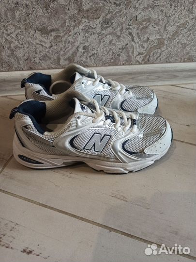 Кроссовки new balance MR 530SG 40 р