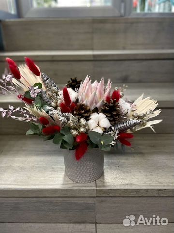 Цветочная композиция на стол