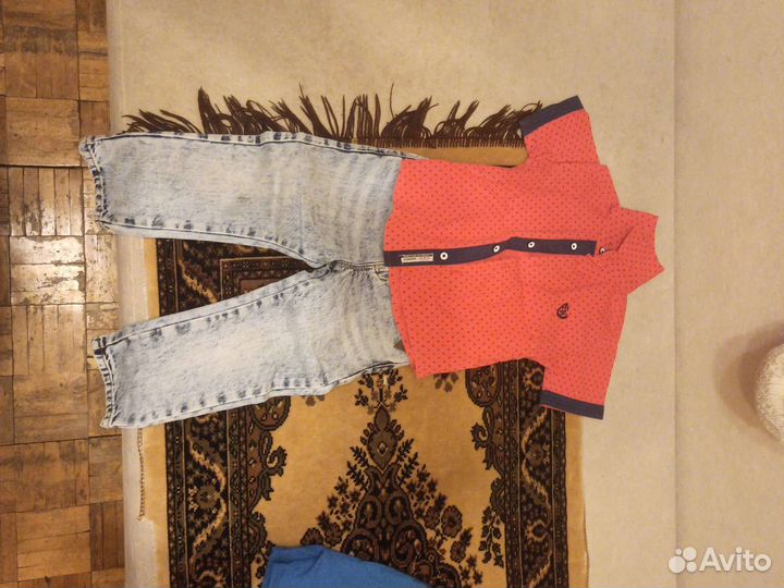 Рубашка и джинсы на мальчика