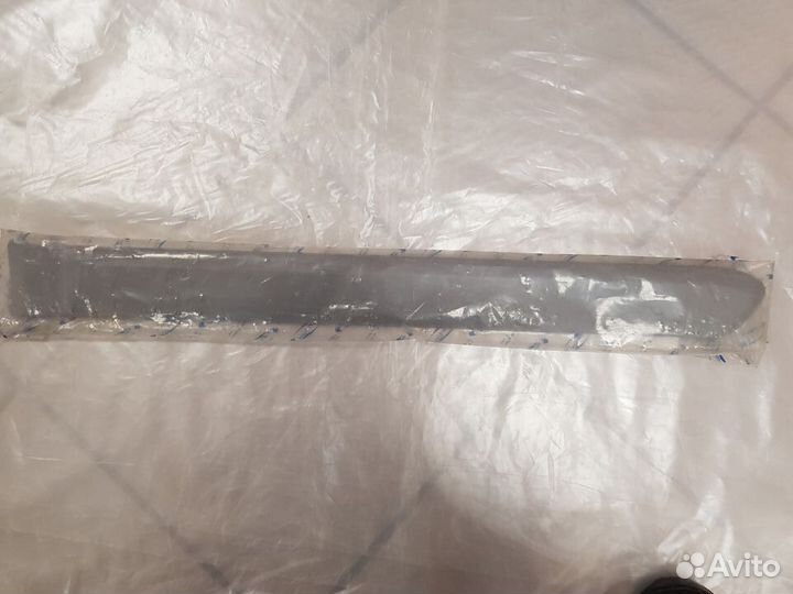 Молдинг зад. левой двери Hyundai Accent 2000-2006