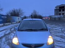 Honda Fit 1.3 CVT, 2001, 195 000 км, с пробегом, цена 400 000 руб.