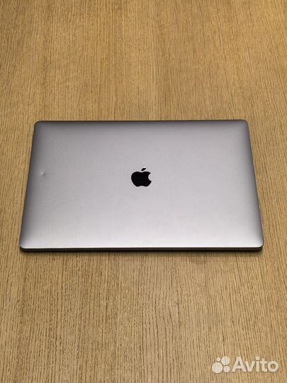 Apple macbook Pro 15 2018 32GB 512GB