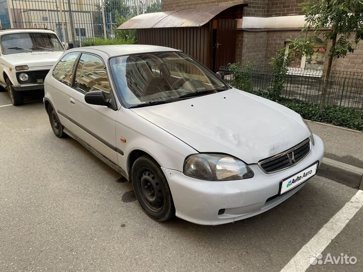 Honda Civic 1.4 AT, 1999, 300 000 км