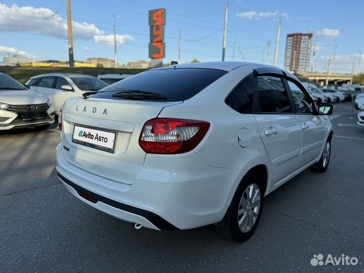 LADA Granta 1.6 МТ, 2019, 48 000 км