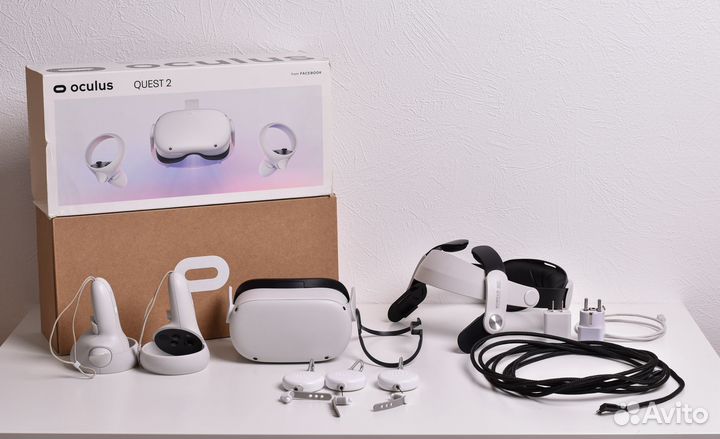 Продам шлем VR Oculus Quest 2 256gb