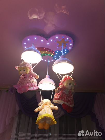 Продаю люстру