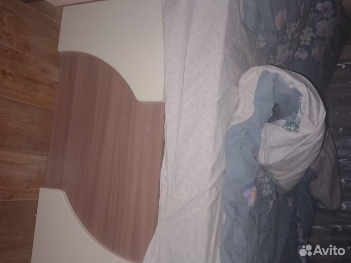 Кровать с матрасом бу