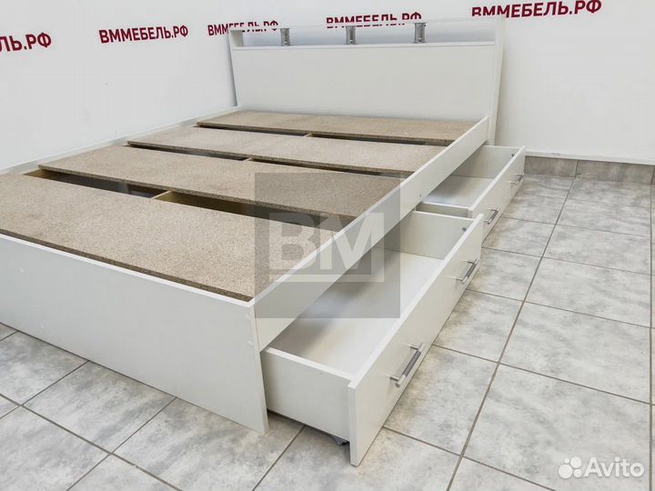 Кровать белая с ящиками 160/200