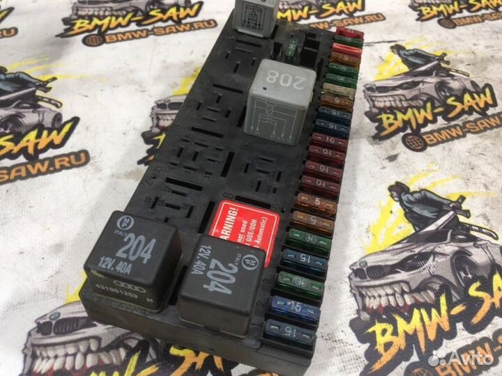 Блок предохранителей Audi 80 cabrio NG 1993