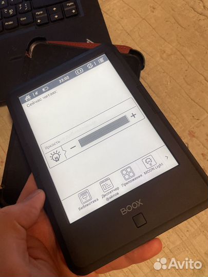 Электронная книга Onyx boox darwin 3