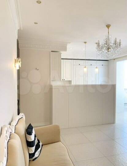 4-к. квартира, 98 м², 12/19 эт.