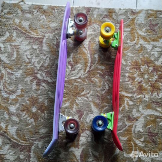 Четырехколесный скейт