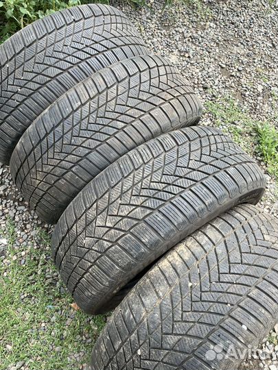 Accelera 651 255/50 R19 19B