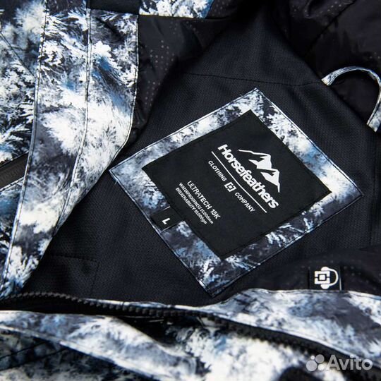 Горнолыжный костюм