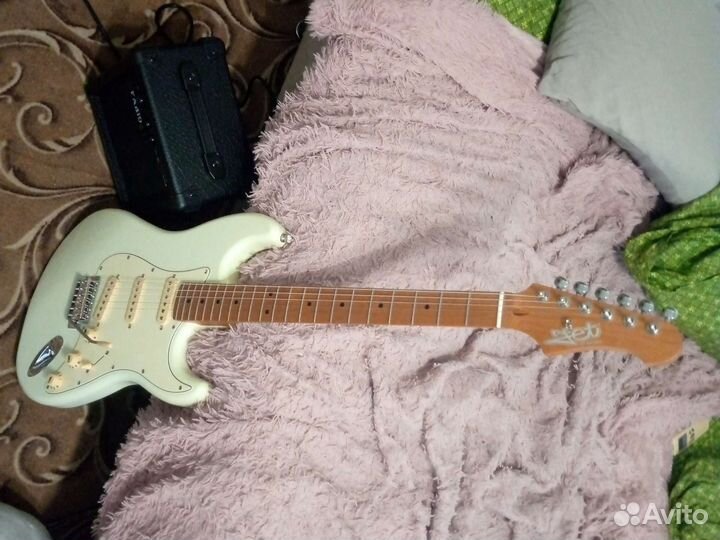 Электрогитара с комбиком