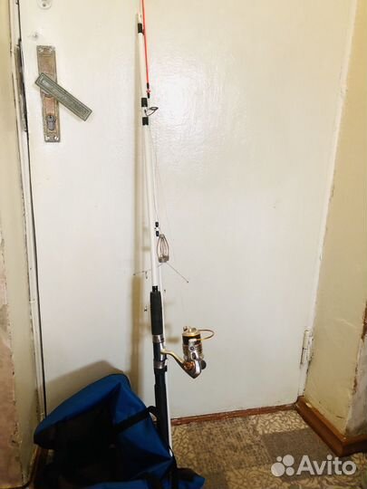 Удочка с катушкой в чехле