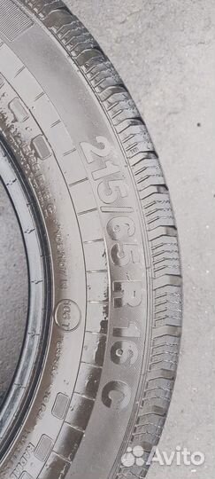 Continental VancoFourSeason 2 215/65 R16C