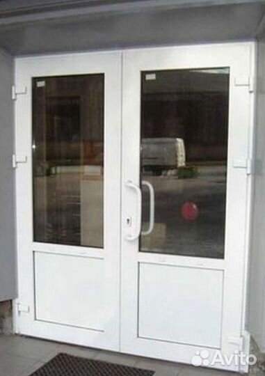 Пластиковые двери / Входная группа