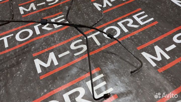 Трубка тормозная задняя левая Mercedes-Benz