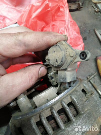 Генератор Chevrolet Niva 2004 г.в. 80А