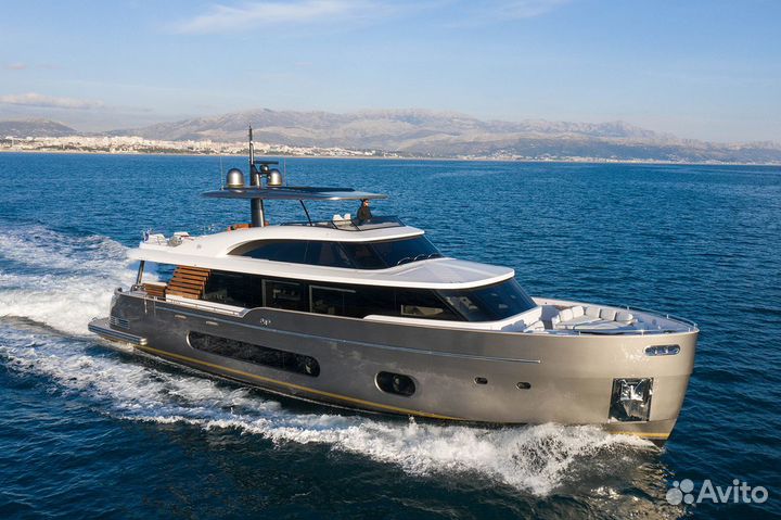Моторная яхта Azimut Magellano 25 Metri, 2020
