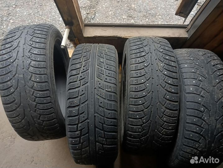 Nokian Tyres Hakkapeliitta 5 R16