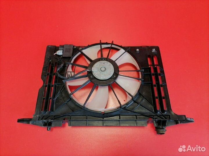 Диффузор радиатора Toyota Corolla ZRE151L 1ZR-FE