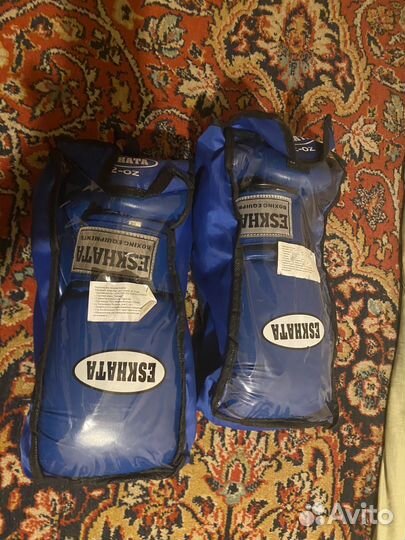 Боксерские перчатки 12 oz