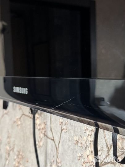 Телевизор Samsung UE-40C5100QW