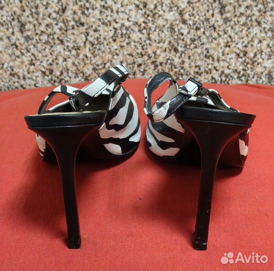 Слингбэки Эконика 38