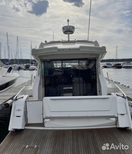 Моторная яхта Galeon 390 HTC (015)