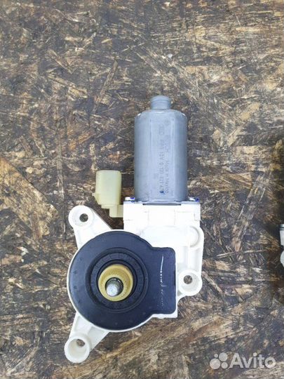 Моторчик стеклоподъемника Dodge Grand Caravan 5