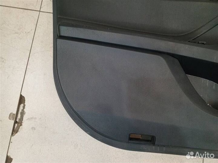 Обшивка двери передней левой Toyota Camry XV70 20