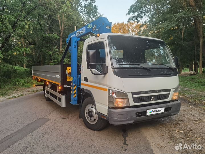 Mitsubishi Fuso Canter с КМУ, 2010