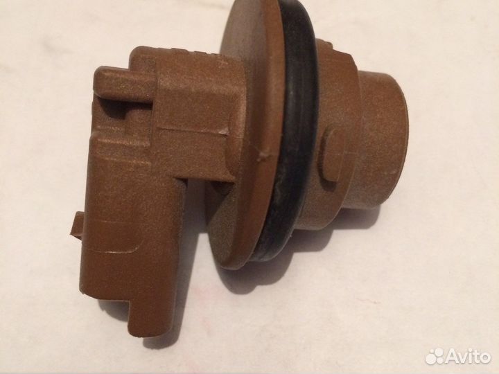 Патрон заднего фонаря Nissan Qashqai J10