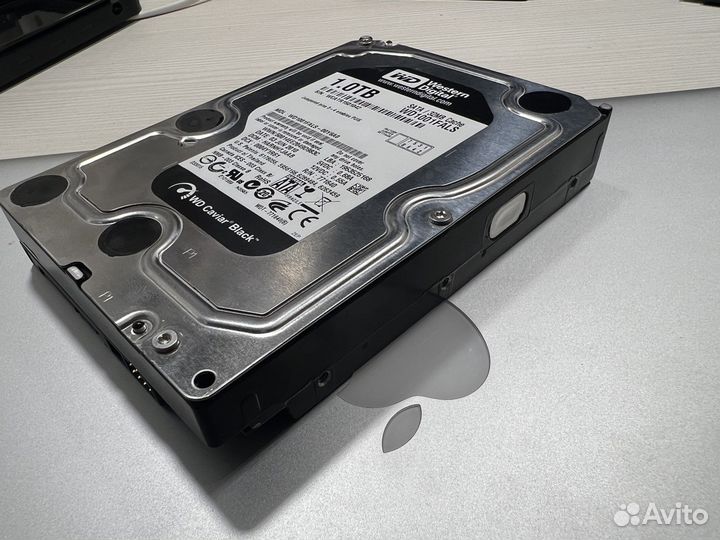 Жесткий диск 1 Тб WD + внешний бокс 3,5