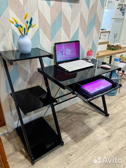 Компьютерный стол лофт