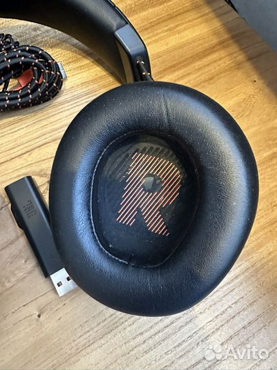 Беспроводные игровые наушники JBL Quantum 600