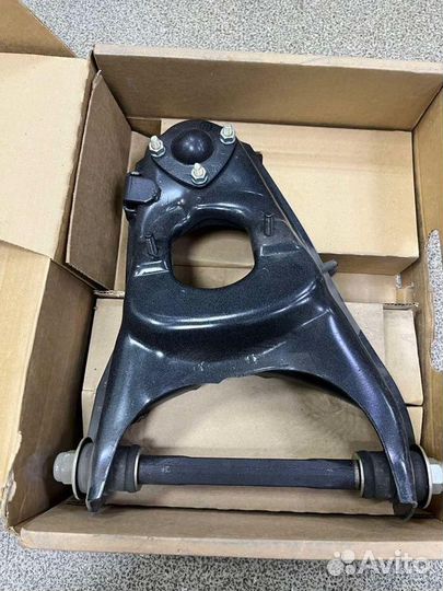 Рычаг подвески нижний передний правый Ваз 2101