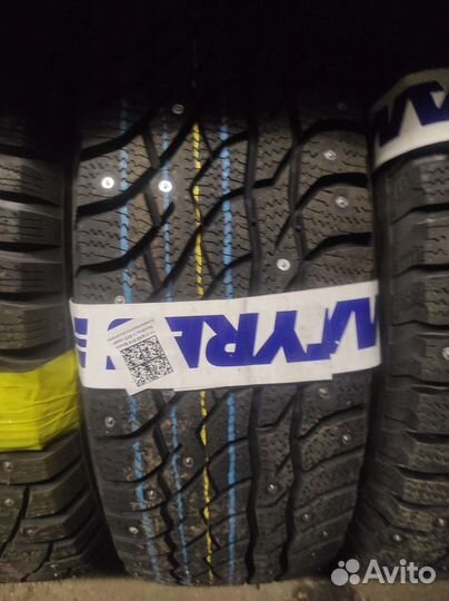 Viatti Bosco Nordico V-523 215/65 R16 98T