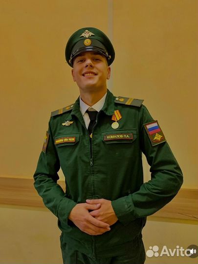 Комлект уставной военной одежды