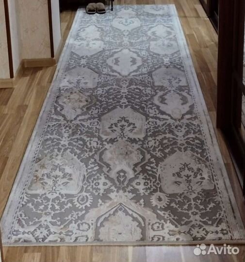 Ковровая дорожка отличного качества (Турция)