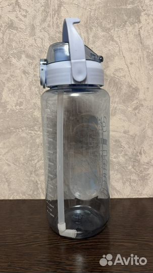 Бутылка для воды 2 литра