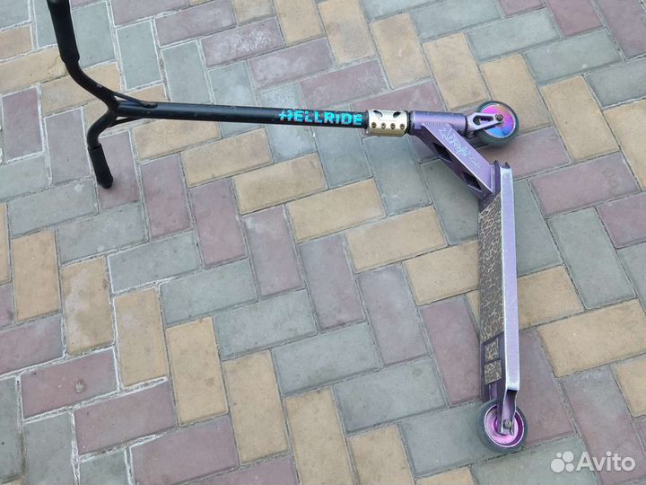 Трюковой самокат