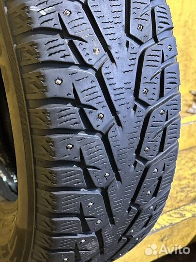 Yokohama Ice Guard Stud IG55 215/65 R16 102T