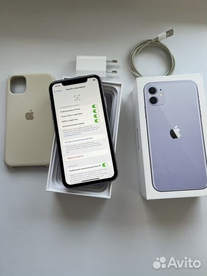 iPhone 11, 64 ГБ