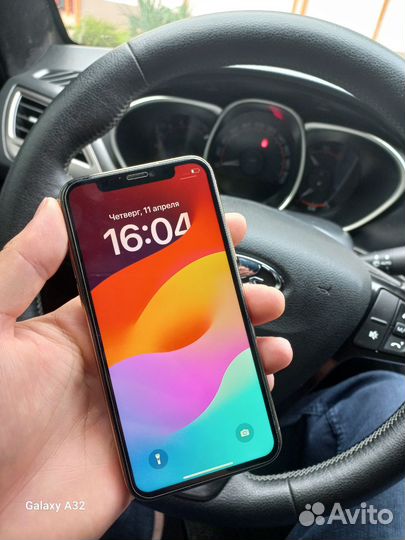 iPhone 11 Pro, 64 ГБ