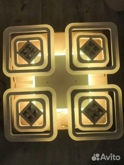 Люстра потолочная светодиодная с пультом (новая)