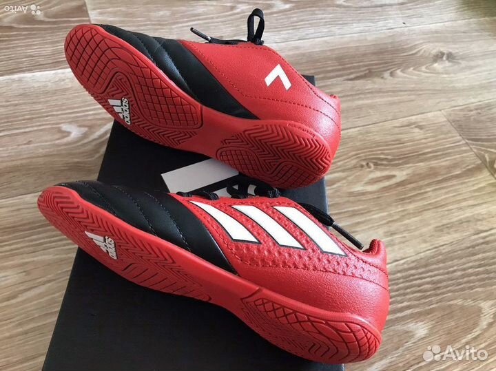 Детские бутсы adidas (футзалки) оригинал