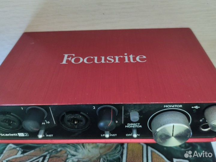 Внешняя звуковая карта focusrite scarlett 2i2